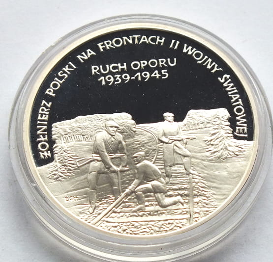 200 000 zł Ruch Oporu